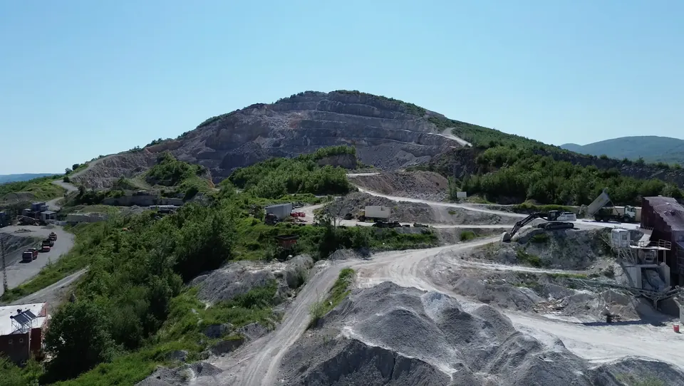 Yeşilsel Madencilik ocak sahasından genel görünüm